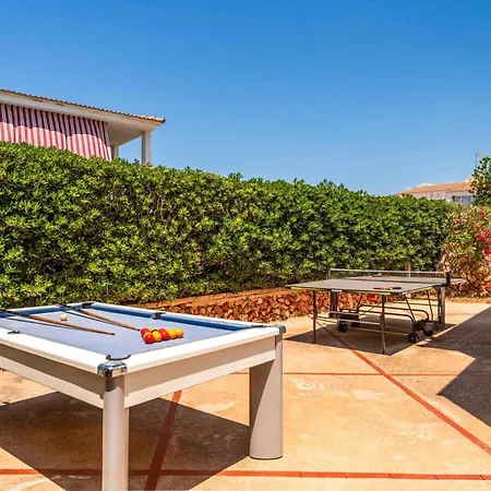 Villa Sunflower By Cala Blanca (Menorca)