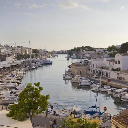 فيلة Sunflower By *